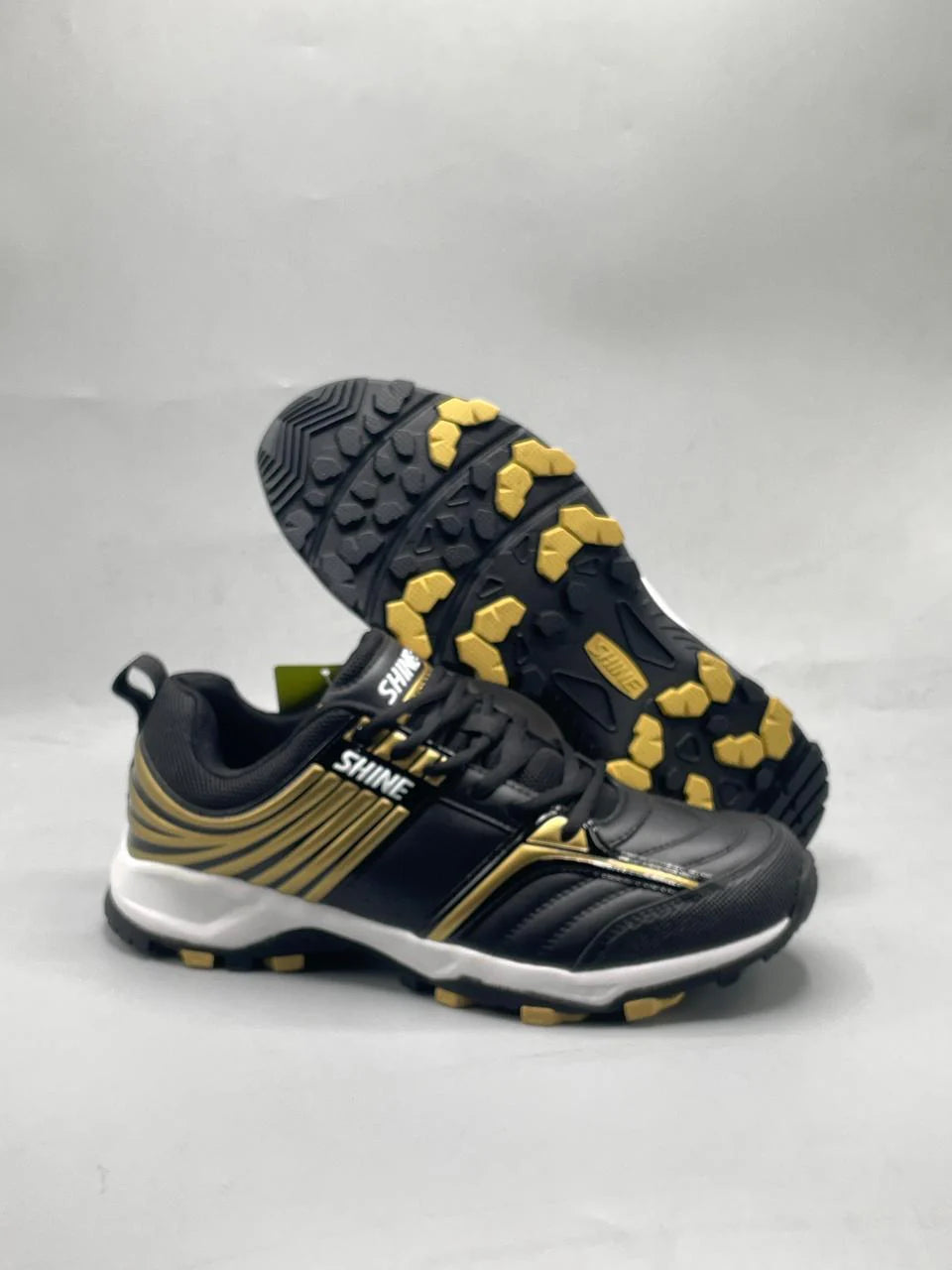 SHINE 5000 CRICKET SHOES (BLACK-GOLDEN)