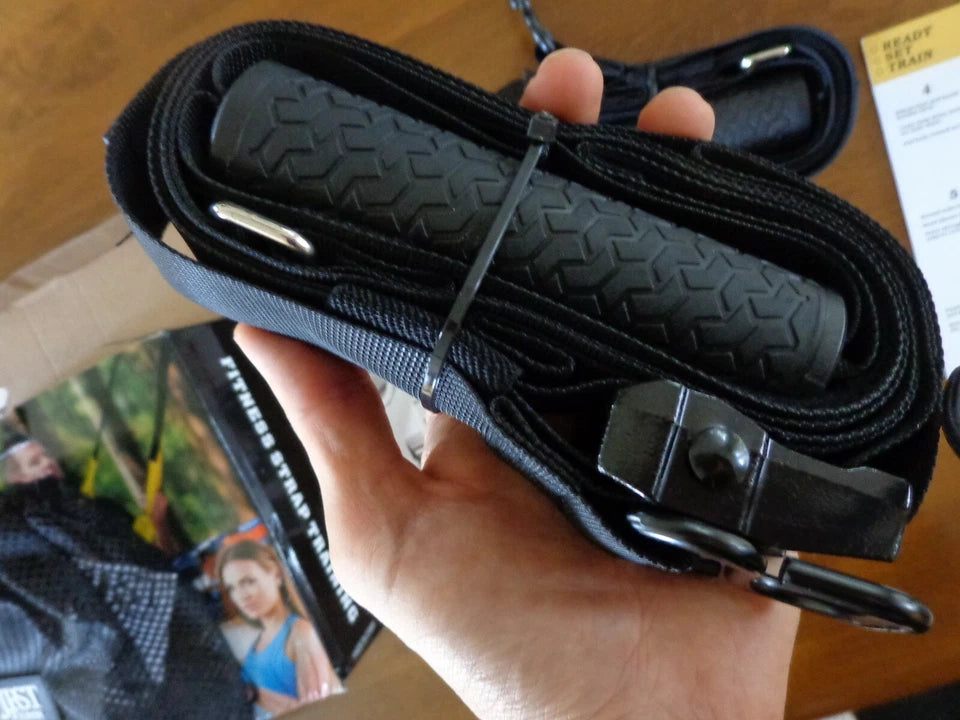 Fitness Strap Training Suspension System, Black, New, w/ MeshCarrying Bag